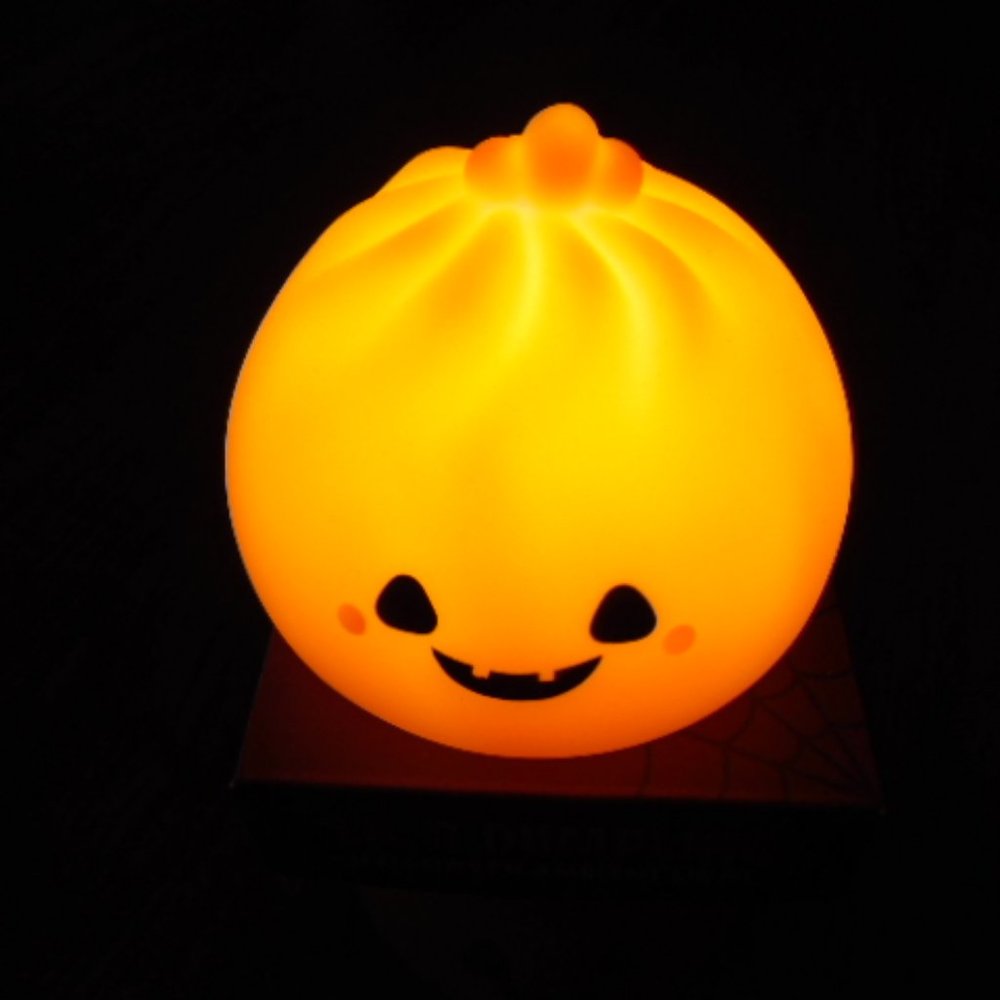 Smoko Lil B Dumpling Halloween Ambient Light  - New in Box